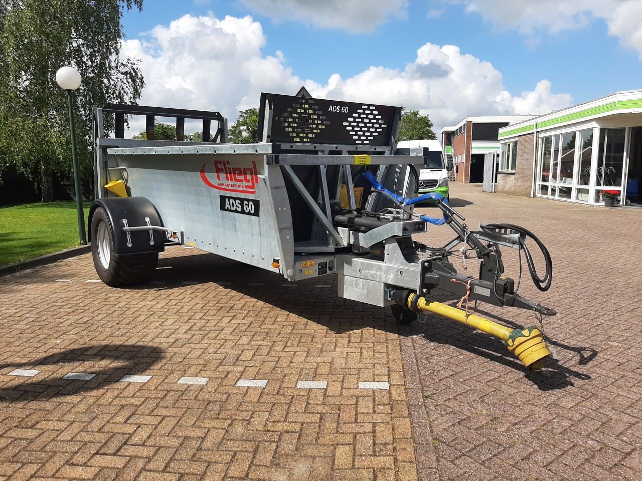 Dungstreuer van het type Fliegl ADS 60, Gebrauchtmaschine in Hardegarijp (Foto 3)