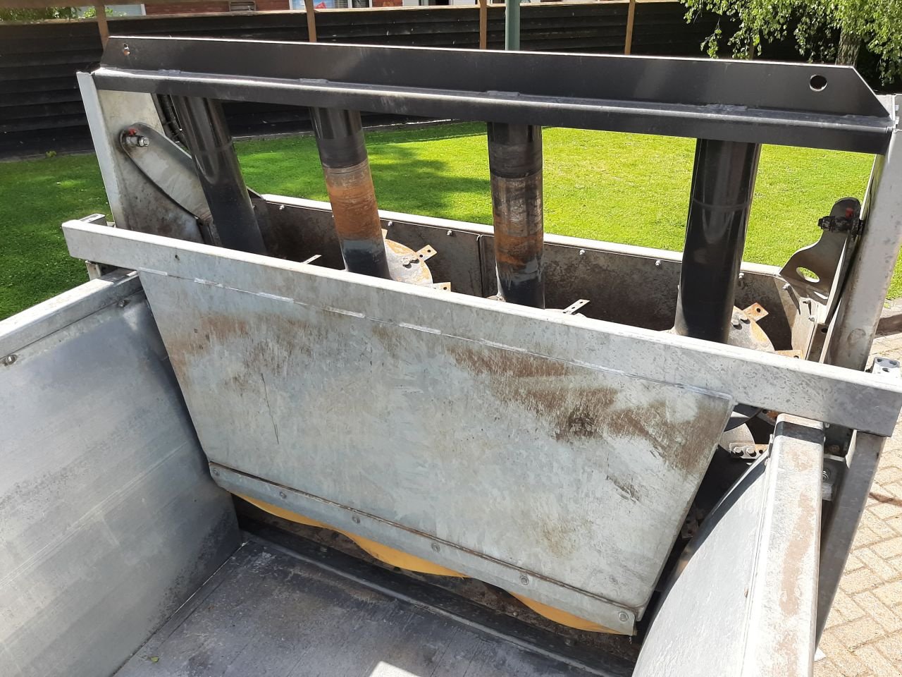 Dungstreuer van het type Fliegl ADS 60, Gebrauchtmaschine in Hardegarijp (Foto 9)