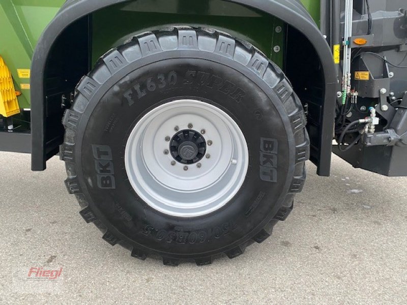 Dungstreuer des Typs Fliegl KDS 120 Muckcontrol, Gebrauchtmaschine in Mühldorf (Bild 3)