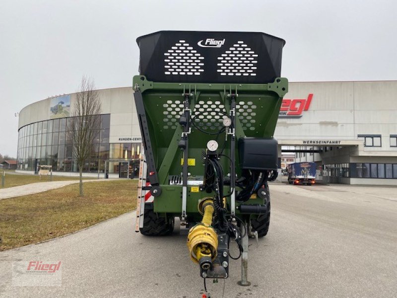 Dungstreuer des Typs Fliegl KDS 120 Muckcontrol, Gebrauchtmaschine in Mühldorf (Bild 11)