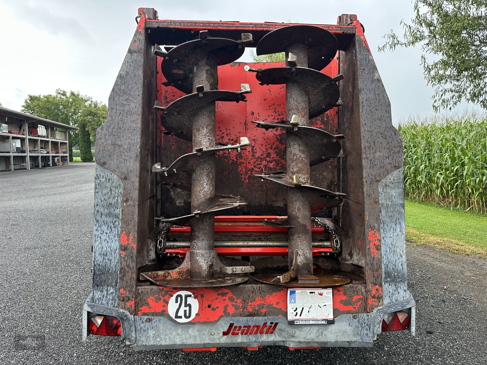 Dungstreuer типа Jeantil EVR 12-8 Einachsstreuer mit Bordhydraulik, Gebrauchtmaschine в Rankweil (Фотография 4)