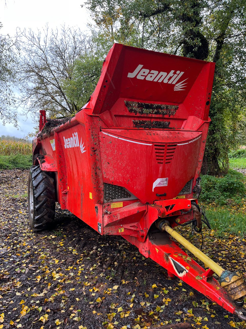 Dungstreuer типа Jeantil Evr 12-8, Gebrauchtmaschine в MORLHON LE HAUT (Фотография 1)