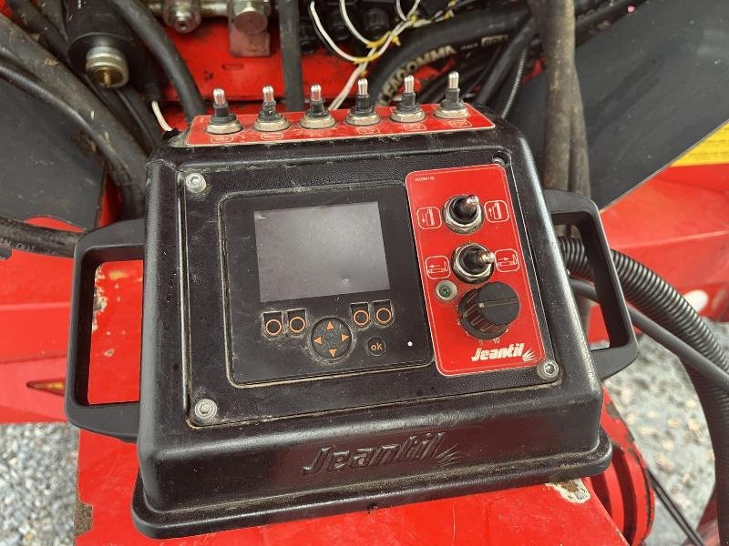 Dungstreuer typu Jeantil EVR 18-14, Gebrauchtmaschine v CHATEAUBRIANT CEDEX (Obrázek 4)