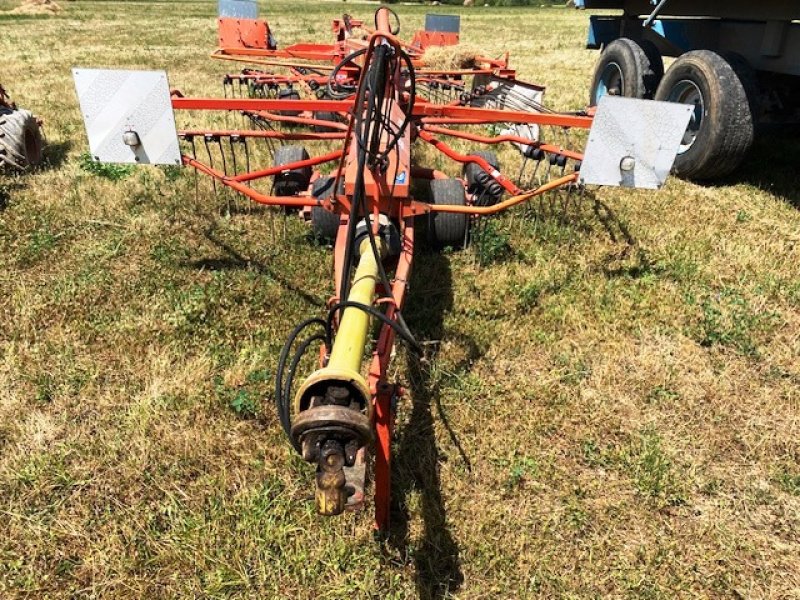 Dungstreuer a típus Kuhn GA 6000, Gebrauchtmaschine ekkor: SAINT-GERMAIN DU PUY (Kép 1)