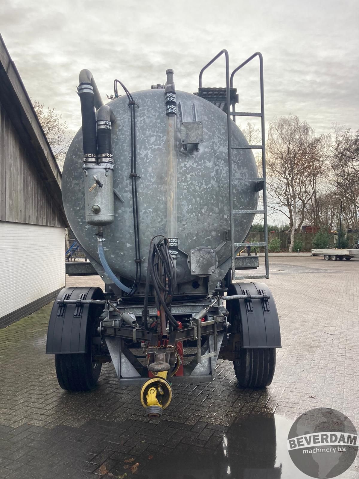 Dungstreuer типа Lindner & Fischer TAH 22500, Gebrauchtmaschine в Vriezenveen (Фотография 10)