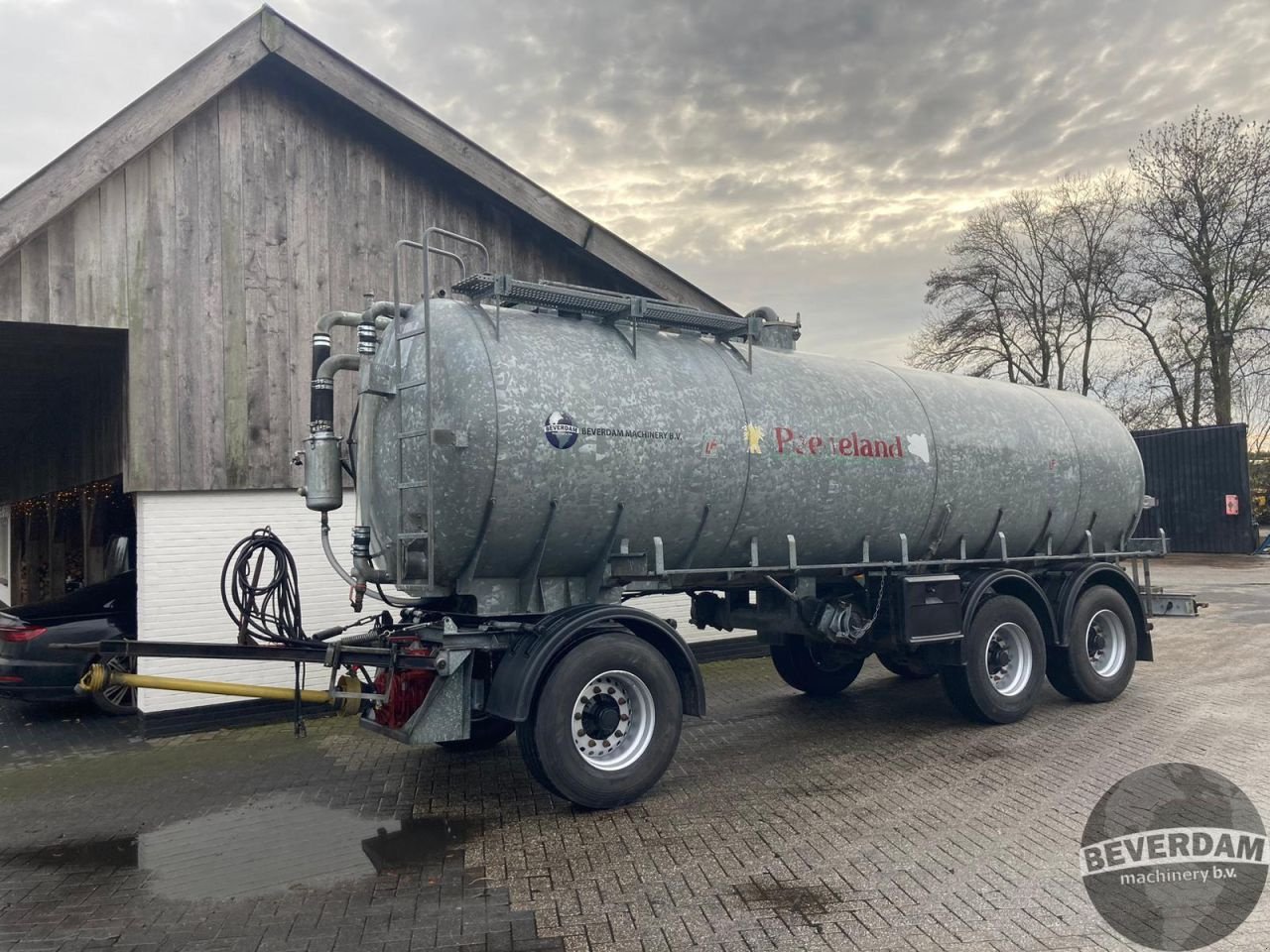 Dungstreuer типа Lindner & Fischer TAH 22500, Gebrauchtmaschine в Vriezenveen (Фотография 1)