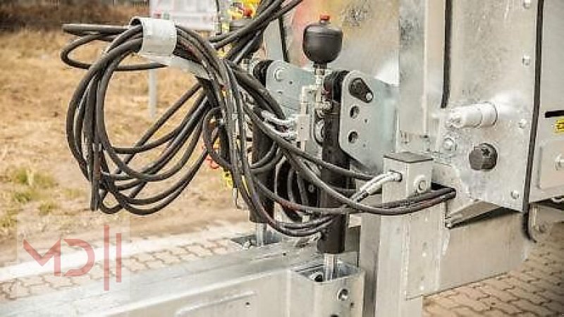 Dungstreuer des Typs MD Landmaschinen CM Miststreuer N114 20T Zeus, Neumaschine in Zeven (Bild 9)