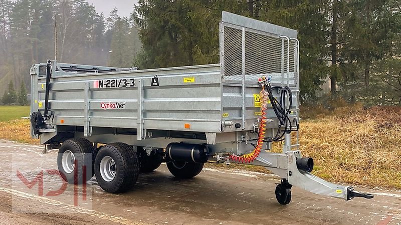 Dungstreuer des Typs MD Landmaschinen CM Miststreuer N221/3-3 9,4T, Neumaschine in Zeven (Bild 1)