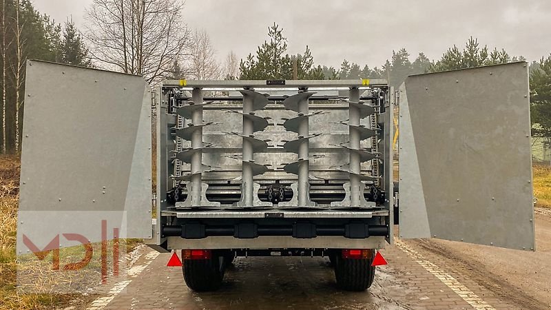 Dungstreuer des Typs MD Landmaschinen CM Miststreuer N221/3-3 9,4T, Neumaschine in Zeven (Bild 4)