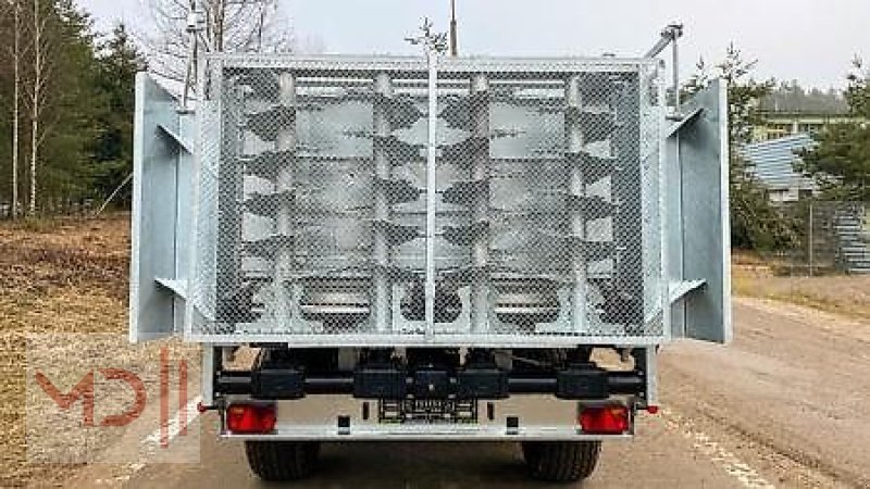 Dungstreuer des Typs MD Landmaschinen CM Miststreuer N221/3-3 9,8T CS-Line, Neumaschine in Zeven (Bild 4)