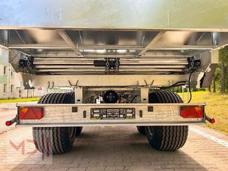 Dungstreuer des Typs MD Landmaschinen CM Miststreuer N221/3-4 12,5T CS-Line, Neumaschine in Zeven (Bild 2)