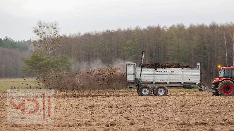 Dungstreuer des Typs MD Landmaschinen CM Miststreuer N221/3-8 16T, Neumaschine in Zeven (Bild 2)
