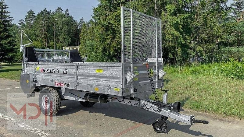 Dungstreuer des Typs MD Landmaschinen CM Miststreuer N233/4 5,7T, Neumaschine in Zeven (Bild 1)