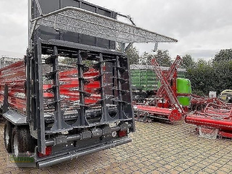 Dungstreuer des Typs Metal-Fach AUFLAUF- / DRUCKLUFTBREMSE, Gebrauchtmaschine in Unterschneidheim-Zöbingen (Bild 1)