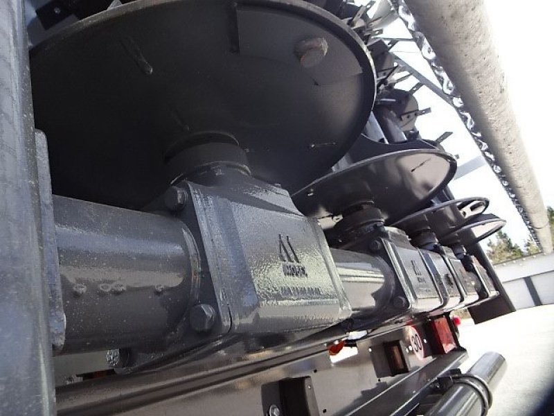 Dungstreuer des Typs Metal-Fach Batalion- Dungstreuer - Metal Fach N 280- 1- Gesamtgewicht 11,5 Tonnen - mit Auflaufbremse- BPW- Top Preis, Neumaschine in Neureichenau (Bild 28)