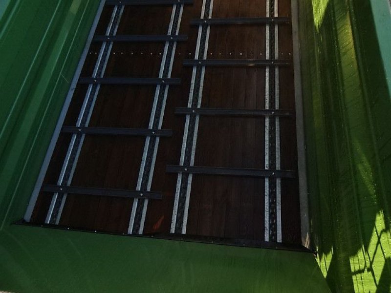 Dungstreuer des Typs Metal-Fach Batalion- Dungstreuer - Metal Fach N 280- 1- Gesamtgewicht 11,5 Tonnen - mit Auflaufbremse- BPW- Top Preis, Neumaschine in Neureichenau (Bild 22)