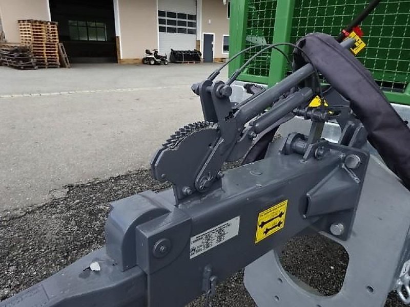 Dungstreuer des Typs Metal-Fach Batalion- Dungstreuer - Metal Fach N 280- 1- Gesamtgewicht 11,5 Tonnen - mit Auflaufbremse- BPW- Top Preis, Neumaschine in Neureichenau (Bild 25)