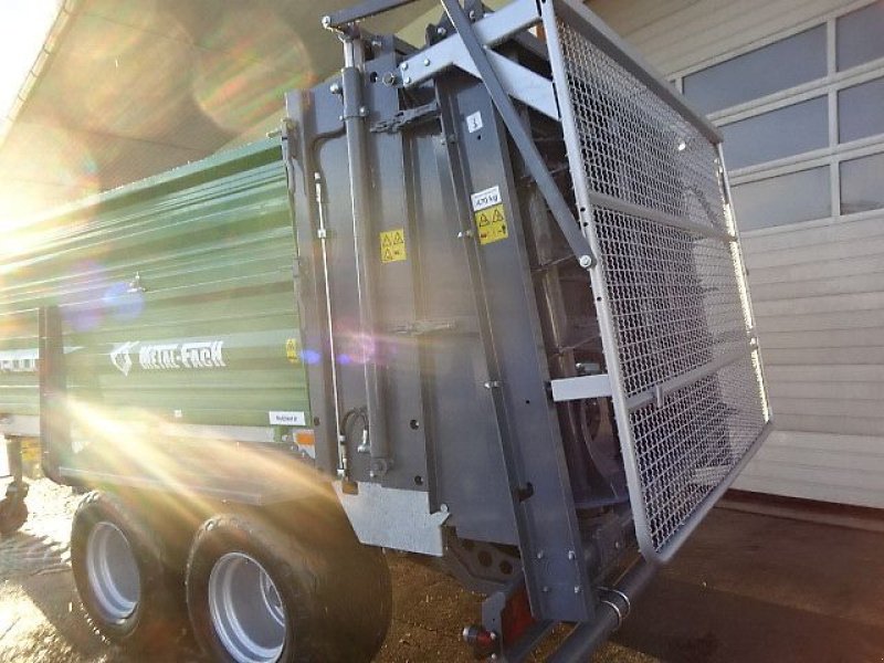 Dungstreuer des Typs Metal-Fach Batalion- Dungstreuer - Metal Fach N 280- 1- Gesamtgewicht 11,5 Tonnen - mit Auflaufbremse- BPW- Top Preis, Neumaschine in Neureichenau (Bild 31)