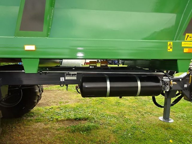 Dungstreuer des Typs Metal-Fach N 272 / 2 - Dungstreuer- Tandem, Neumaschine in Neureichenau (Bild 31)