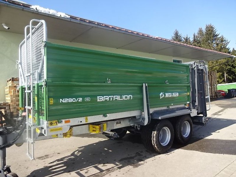 Dungstreuer of the type Metal-Fach N-280/2-Miststreuer-GG -13,6   Tonnen- 2 Kreis - DL Anlage- NEU, Neumaschine in Neureichenau (Picture 8)