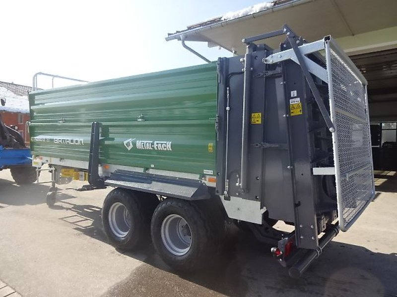 Dungstreuer of the type Metal-Fach N-280/2-Miststreuer-GG -13,6   Tonnen- 2 Kreis - DL Anlage- NEU, Neumaschine in Neureichenau (Picture 22)