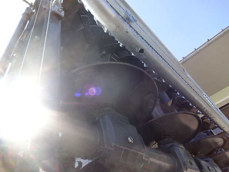 Dungstreuer of the type Metal-Fach N-280/2-Miststreuer-GG -13,6   Tonnen- 2 Kreis - DL Anlage- NEU, Neumaschine in Neureichenau (Picture 20)