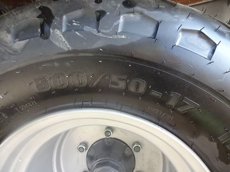 Dungstreuer of the type Metal-Fach N-280/2-Miststreuer-GG -13,6   Tonnen- 2 Kreis - DL Anlage- NEU, Neumaschine in Neureichenau (Picture 15)