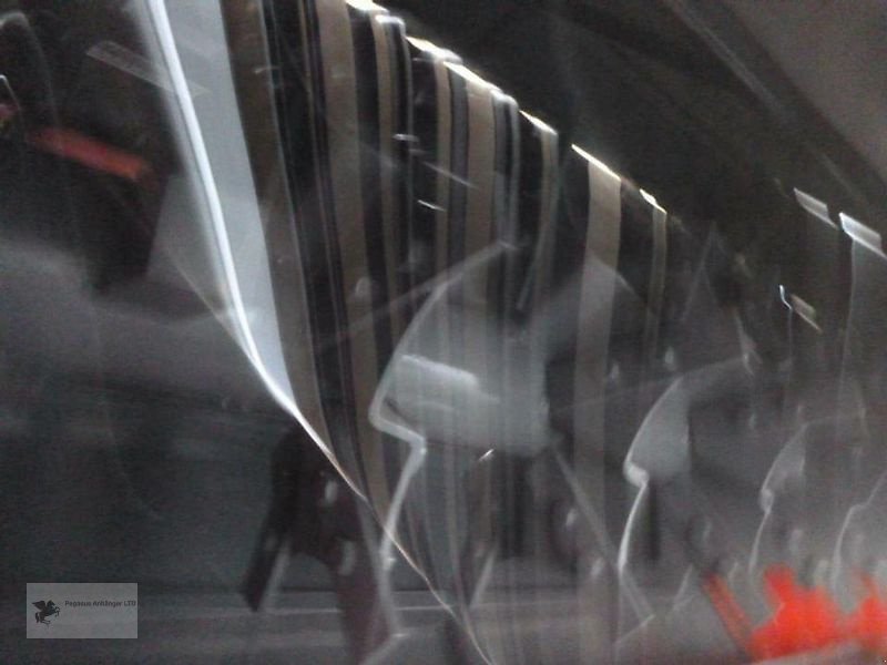 Dungstreuer des Typs Metal-Fach Taurus N272/2 Miststreuer/ Dungstreuer, Neumaschine in Gevelsberg (Bild 11)