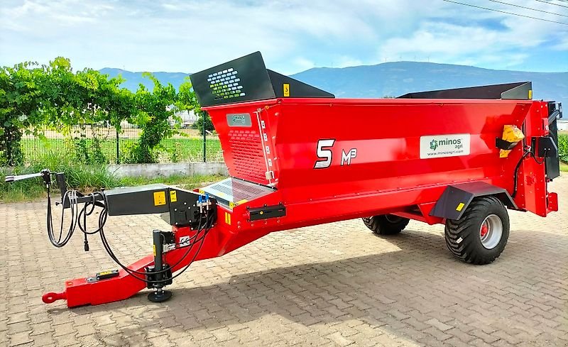 Dungstreuer des Typs Minos Agri Stalldungstreuer / Miststreuer T-KGDR-5, Neumaschine in Münstermaifeld (Bild 3)