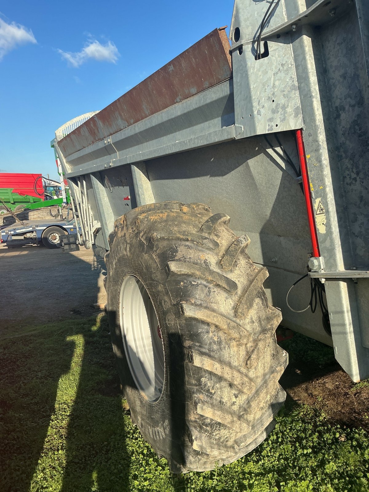 Dungstreuer del tipo Pichon ES12 M 125 5, Gebrauchtmaschine en ST CLEMENT DE LA PLACE (Imagen 7)