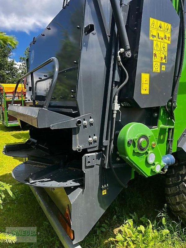 Dungstreuer des Typs PRONAR N262/1 Universalstreuer Lagermaschine zum Sonderpreis, Neumaschine in Schlettau (Bild 3)