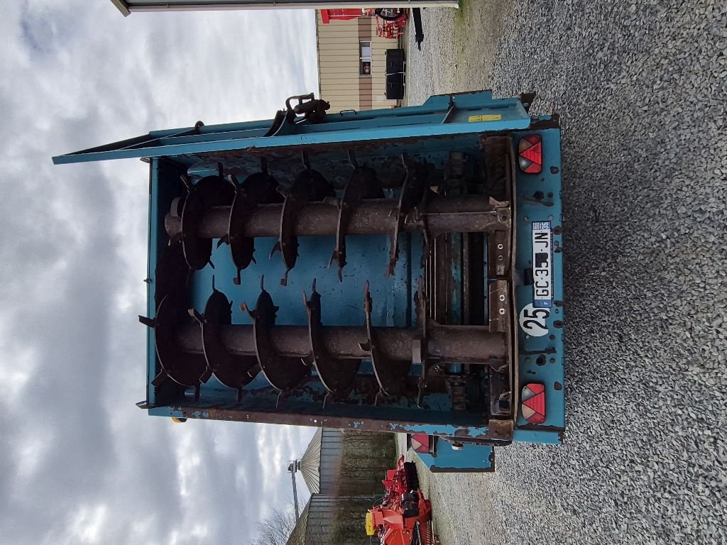 Dungstreuer des Typs Rolland RF 6620, Gebrauchtmaschine in Dol-de-Bretagne (Bild 4)