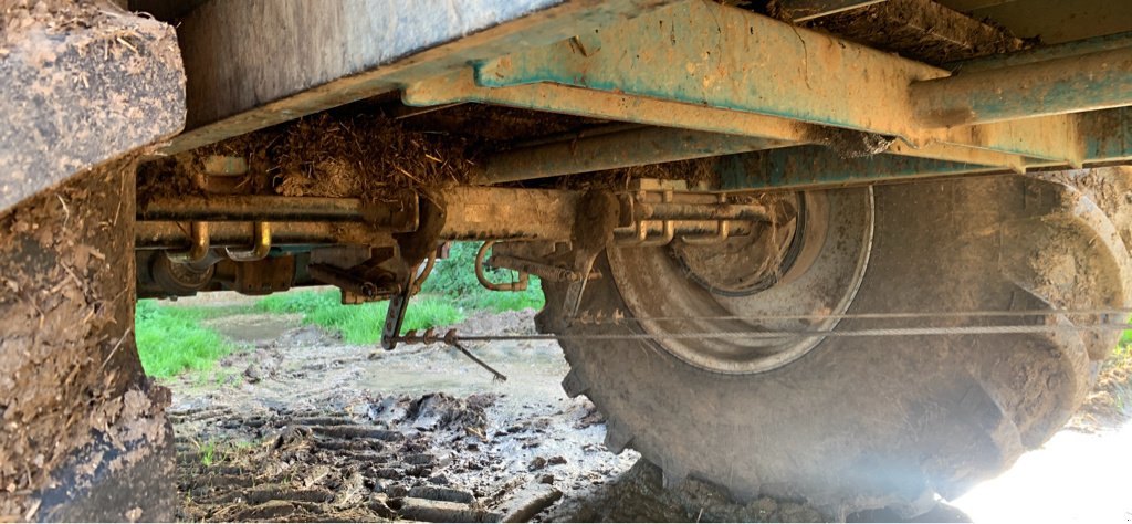 Dungstreuer a típus Rolland Roll force 6118, Gebrauchtmaschine ekkor: Millau (Kép 9)