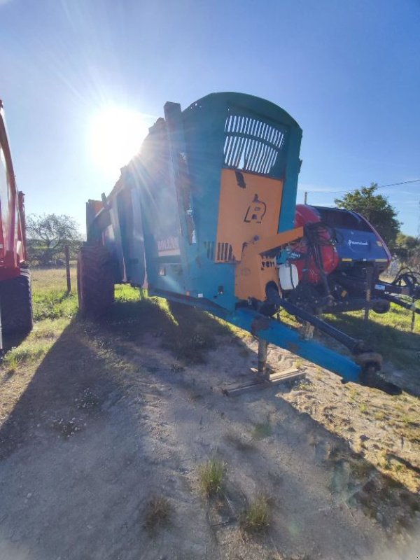 Dungstreuer Türe ait Rolland Rolland ROLLTWIN 175, Gebrauchtmaschine içinde VOVES (resim 2)