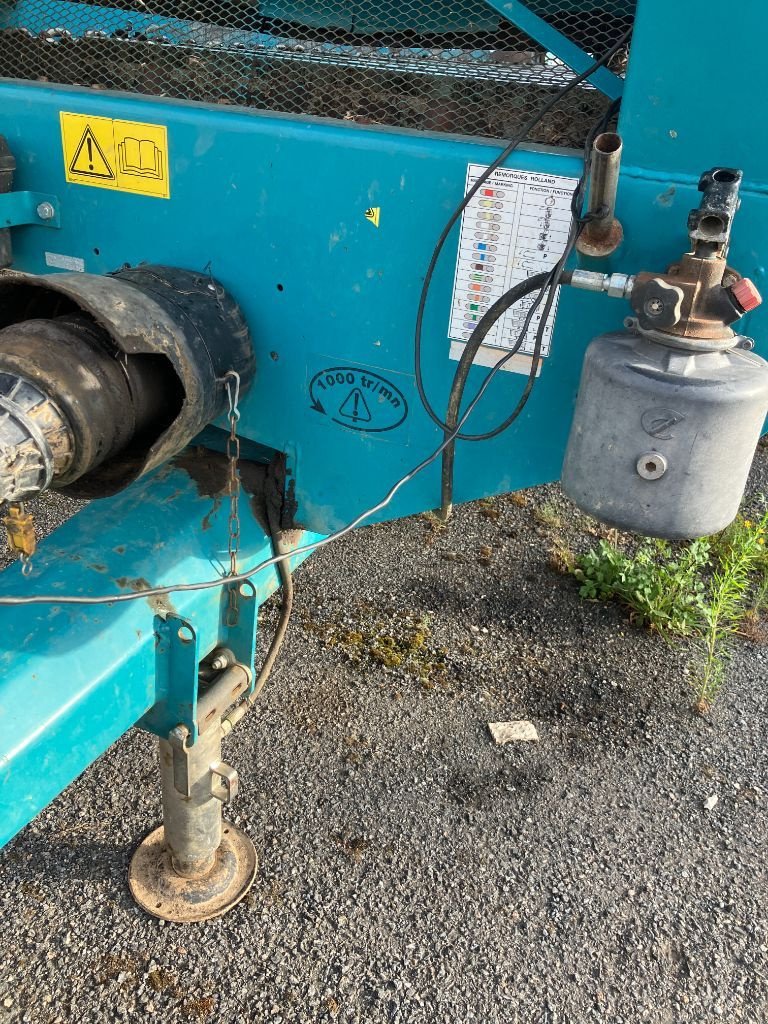 Dungstreuer van het type Rolland Rollforce-Compact 5012, Gebrauchtmaschine in MORLHON LE HAUT (Foto 10)