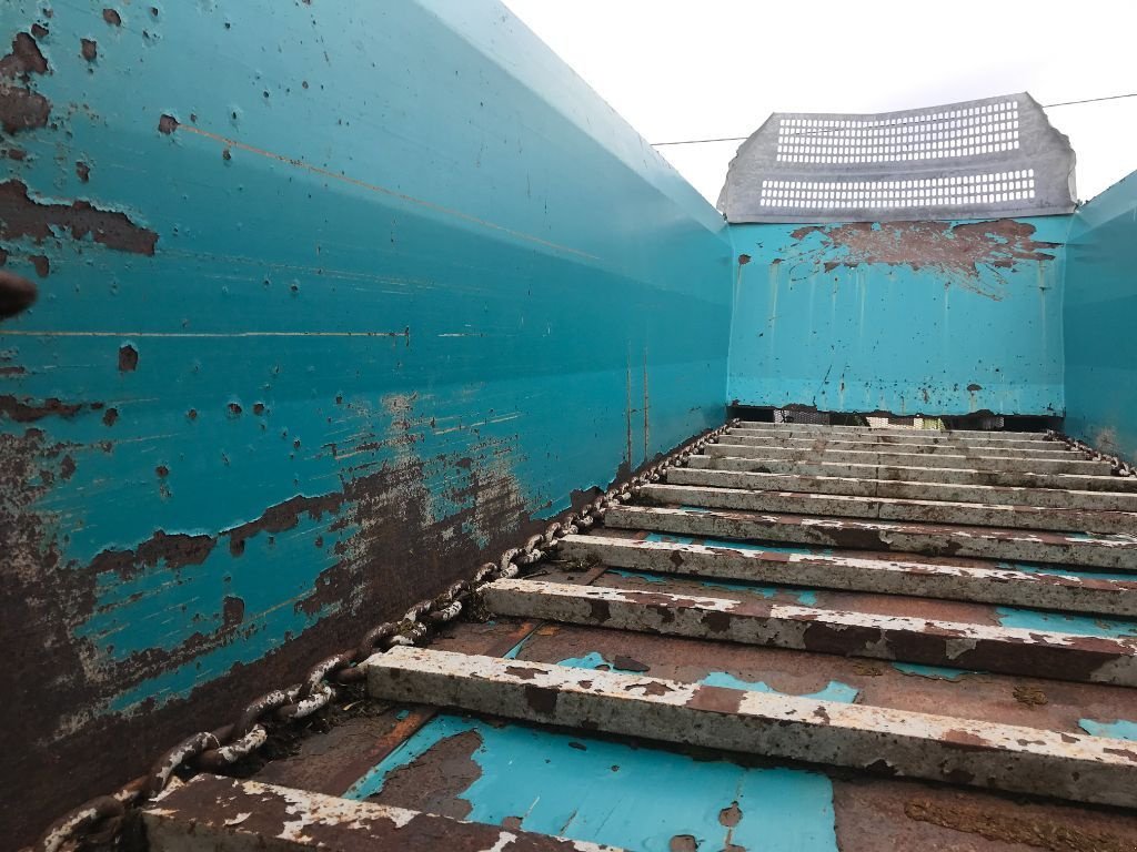 Dungstreuer типа Rolland Rollforce-Compact 5012, Gebrauchtmaschine в MORLHON LE HAUT (Фотография 11)