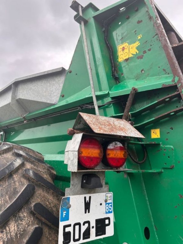Dungstreuer van het type Samson SP17, Gebrauchtmaschine in ANTIGNY (Foto 6)