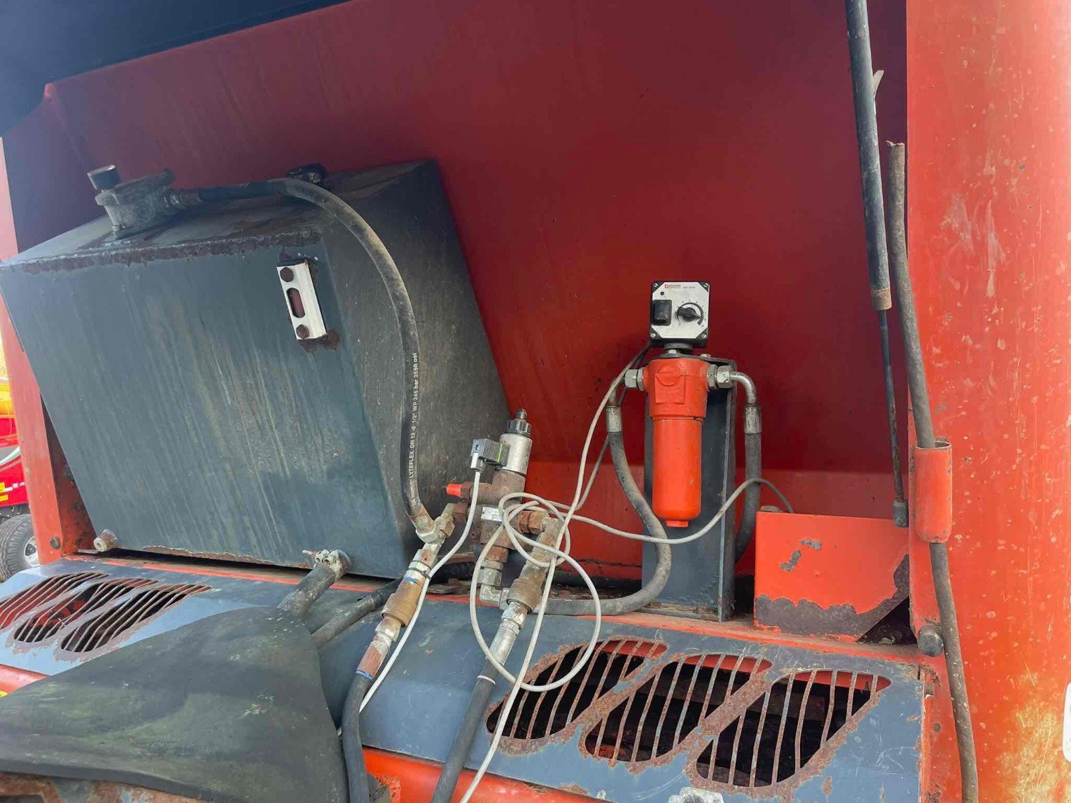 Dungstreuer del tipo Sonstige Épandeur à fumier RAFAL3300 . Sodimac, Gebrauchtmaschine In SAINT CLAIR SUR ELLE (Immagine 11)