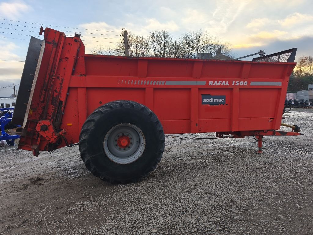 Dungstreuer du type Sonstige 1500, Gebrauchtmaschine en Dol-de-Bretagne (Photo 2)