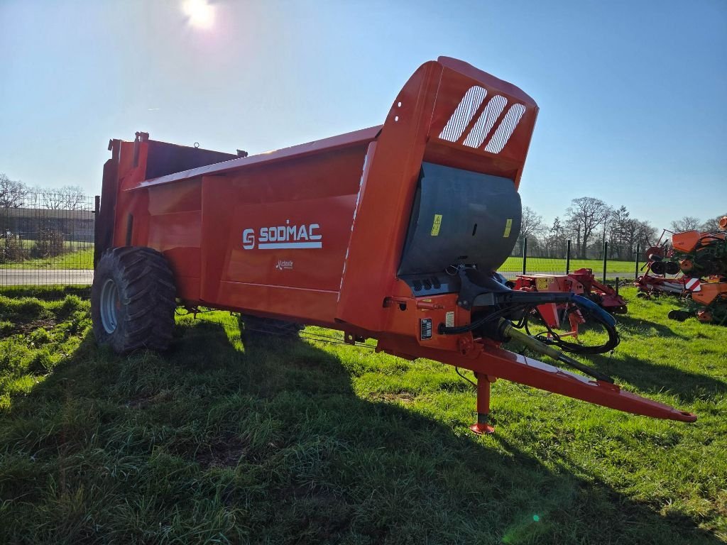 Dungstreuer typu Sonstige 3250, Gebrauchtmaschine w ATHIS (Zdjęcie 1)