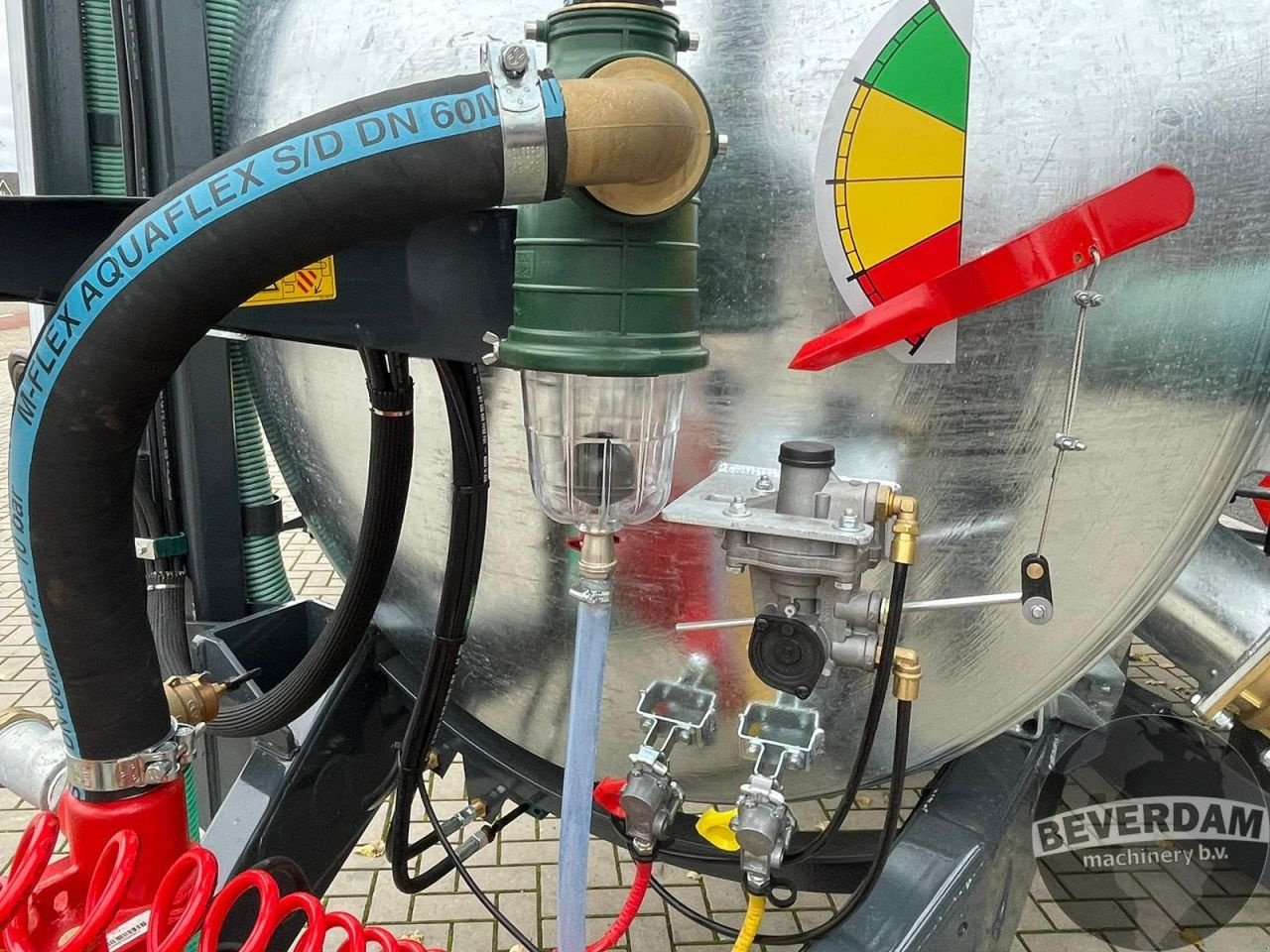 Dungstreuer des Typs Sonstige Beverdam Watertank 5000 Nieuw, Neumaschine in Vriezenveen (Bild 11)