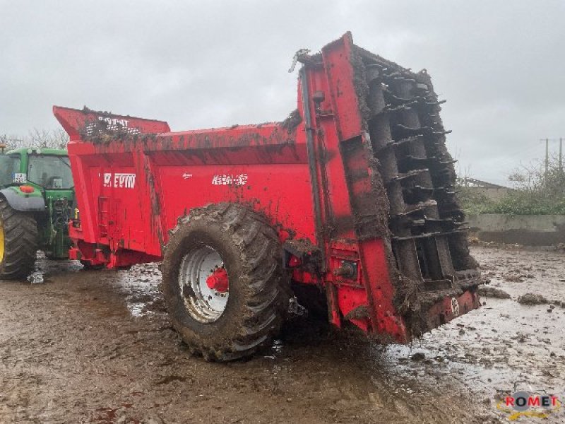Dungstreuer des Typs Sonstige MARAL 150, Gebrauchtmaschine in Gennes sur glaize (Bild 1)