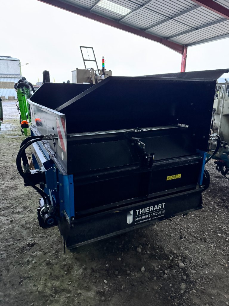 Dungstreuer типа Sonstige PT2800, Gebrauchtmaschine в VERT TOULON (Фотография 3)