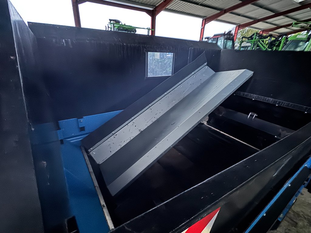 Dungstreuer типа Sonstige PT2800, Gebrauchtmaschine в VERT TOULON (Фотография 5)