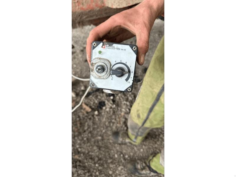 Dungstreuer van het type Sonstige RAFAL 3300, Gebrauchtmaschine in Wargnies Le Grand (Foto 4)