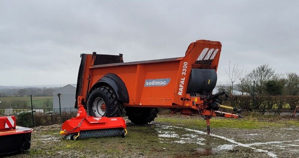 Dungstreuer типа Sonstige Rafal 3300, Gebrauchtmaschine в CHAILLOUÉ (Фотография 1)