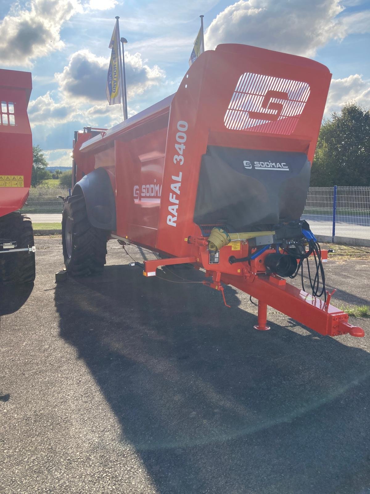 Dungstreuer типа Sonstige RAFAL 3400, Gebrauchtmaschine в TREMEUR (Фотография 1)