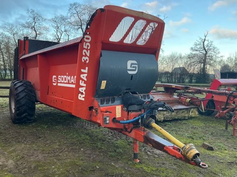 Dungstreuer типа Sonstige RAFAL3250, Gebrauchtmaschine в les hayons (Фотография 2)