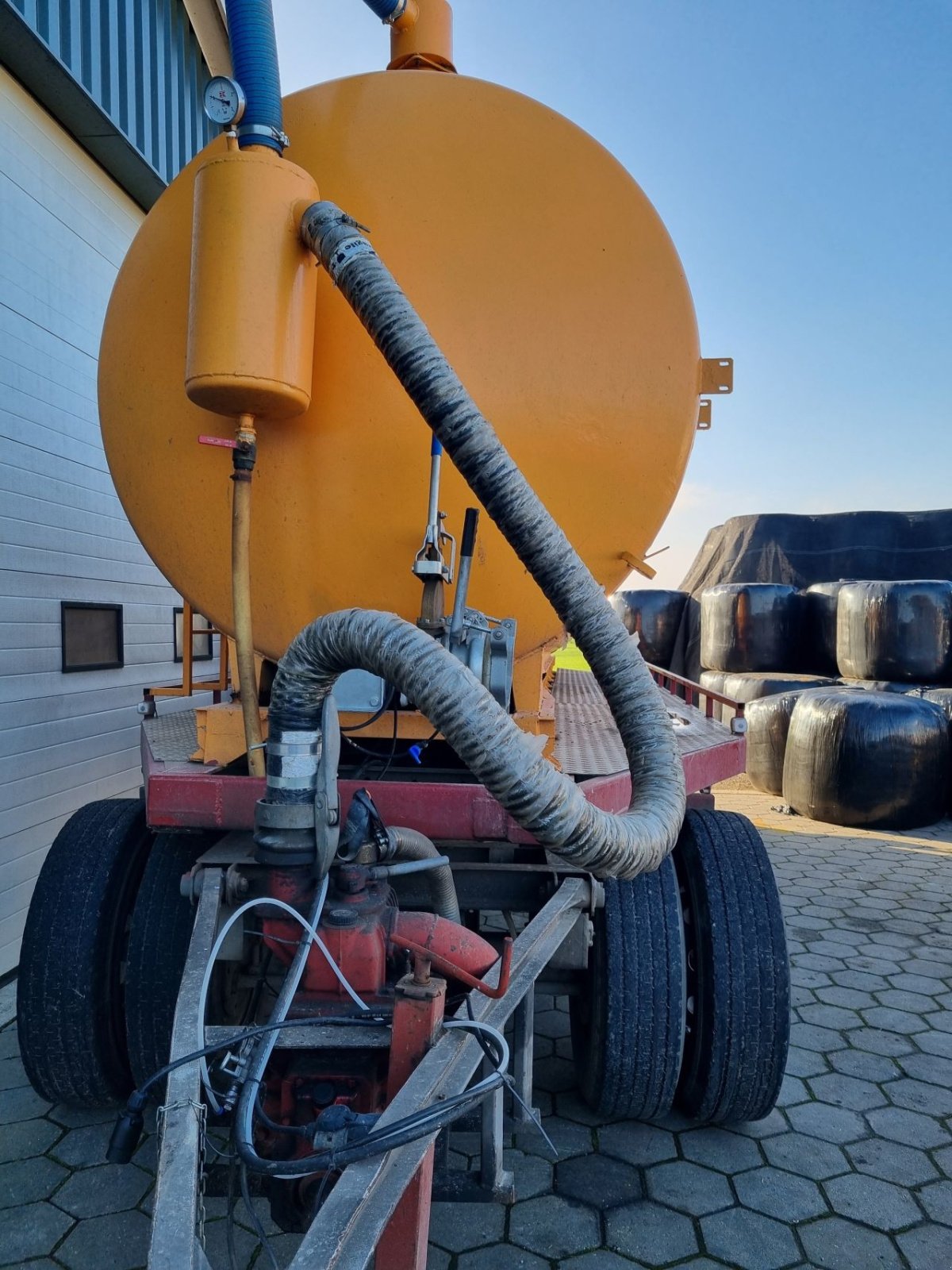 Dungstreuer of the type Sonstige zelfbouw mesttank, Gebrauchtmaschine in Molenaarsgraaf (Picture 2)