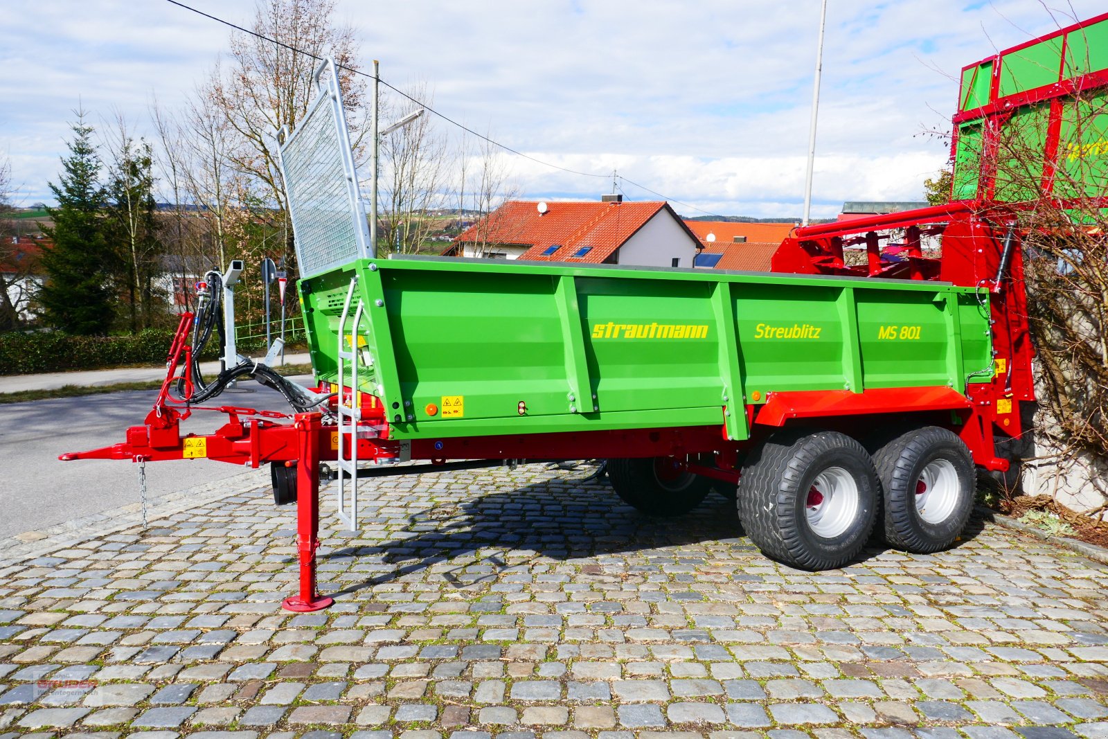 Dungstreuer типа Strautmann MS 801 - sofort verfügbar!, Neumaschine в Dorfen (Фотография 1)